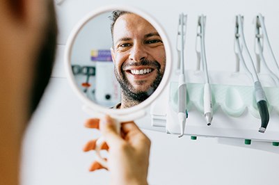 Man after failed dental implant in Putnam