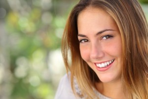 beautiful smile thanks to teeth whitening putnam, ct residents prefer